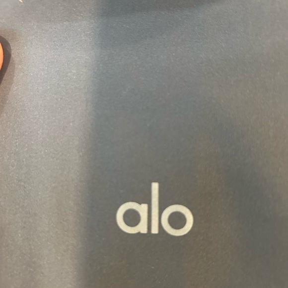 ALO Yoga Charcoal High-Waisted Leggings - Picture 5 of 5